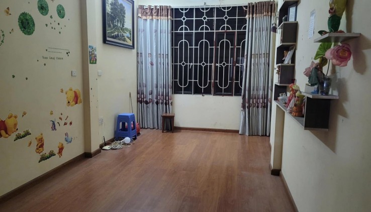 CHO THUÊ NHÀ Ở NHÓM 7 NGƯỜI, KD ONL, Ở GĐ NGÕ Ô TÔ PHÚC XÁ, 4 TẦNG, 32M2, 3 NGỦ, 12TR